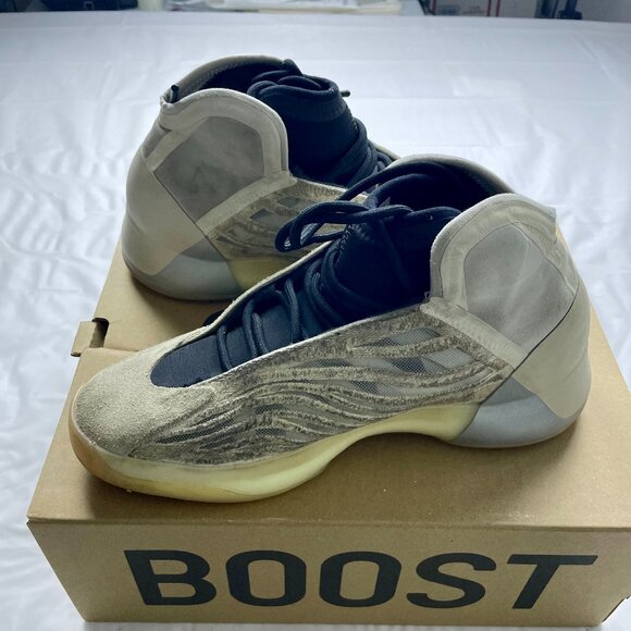 Adidas Yeezy Yzy QNTM Mist Slate Cream Men Size 9 - Picture 1 of 7